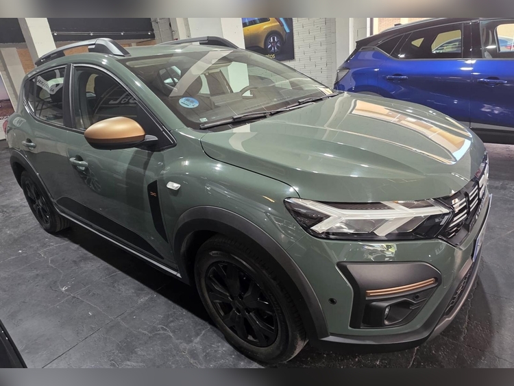 Dacia Sandero Stepway STEPWAY EXTREME GO 100CV ECO-G foto 3